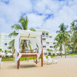 Coral Costa Caribe Beach Resort Хуан-Долио Экстерьер фото